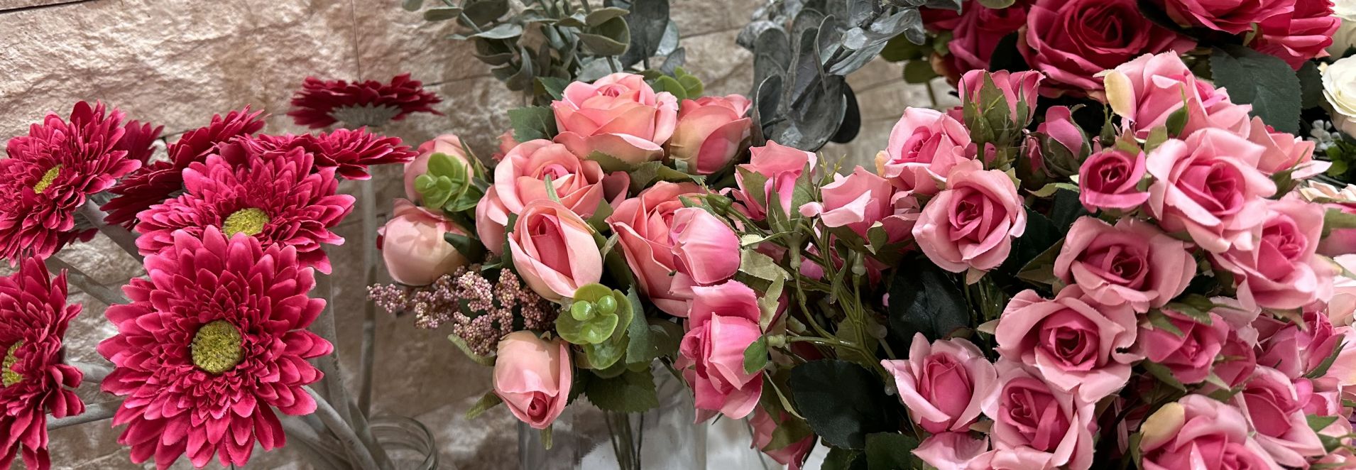 Szelfizz és Dekorálj Velünk! - Esküvői dekoráció és Szelfigép bérlés,dekor eladás