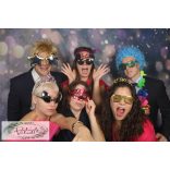 Fotófal kékes rózsaszín bérelhető 10.000 Ft/db 