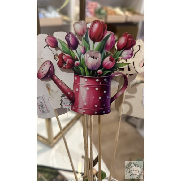 Fa betűző figura locsolókanna virágokkal 9 cm rózsaszín