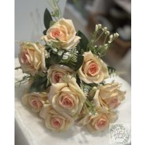 Rózsa csokor barack 31 cm 7 ág  belseje sötétebb barack