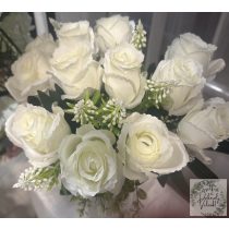 Rózsa csokor 12 szál zölddel 