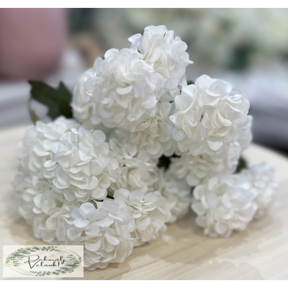 Hortenzia labdácskák  31 cm fehér