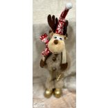 Figura álló rénszarvas fenyővel a kezében karácsony advent_1650